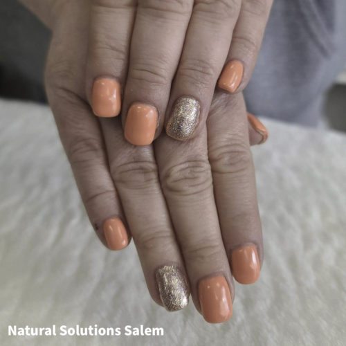 salem ohio senior artist offers peach gel polish manicure
